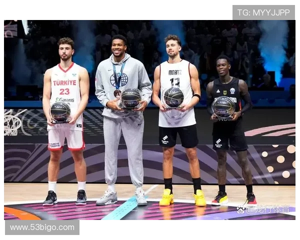 施罗德20分钟全能发挥11投4中拿下10分2板5助3断